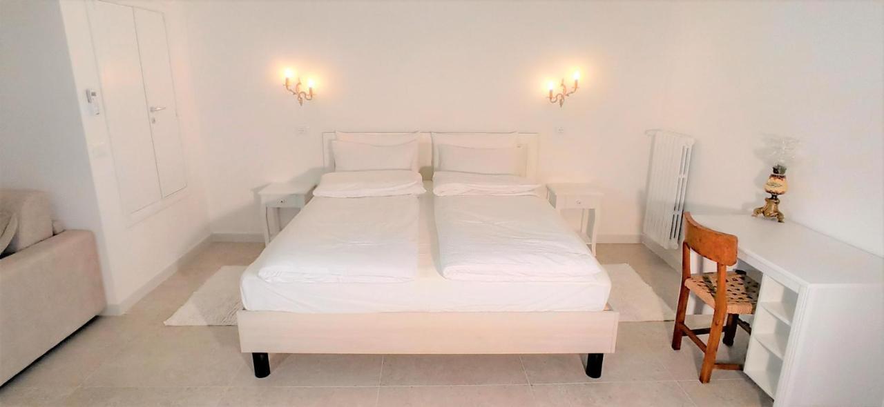 Tedimo Supra Nuovo Grande Monolocale Con Tutti I Comfort Ragusa Exterior foto