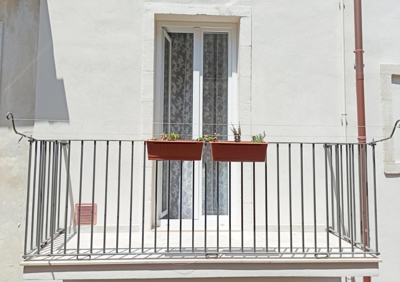 Tedimo Supra Nuovo Grande Monolocale Con Tutti I Comfort Ragusa Exterior foto